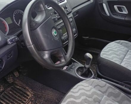 Синий Шкода Фабия, объемом двигателя 1.2 л и пробегом 197 тыс. км за 5500 $, фото 4 на Automoto.ua