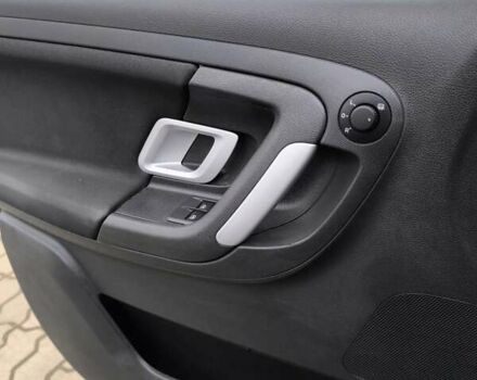 Синий Шкода Фабия, объемом двигателя 1.6 л и пробегом 181 тыс. км за 5500 $, фото 23 на Automoto.ua