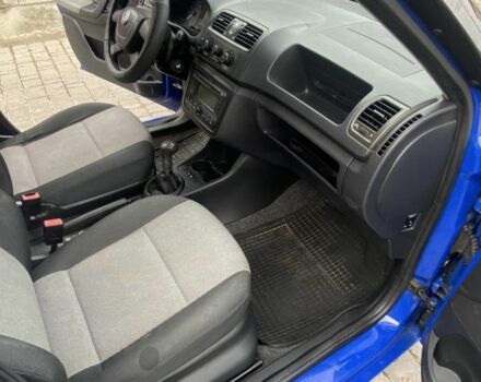 Синий Шкода Фабия, объемом двигателя 1.2 л и пробегом 189 тыс. км за 4550 $, фото 15 на Automoto.ua