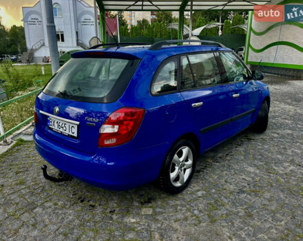 Синий Шкода Фабия, объемом двигателя 1.39 л и пробегом 186 тыс. км за 5750 $, фото 2 на Automoto.ua