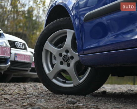 Синий Шкода Фабия, объемом двигателя 1.39 л и пробегом 178 тыс. км за 5950 $, фото 10 на Automoto.ua