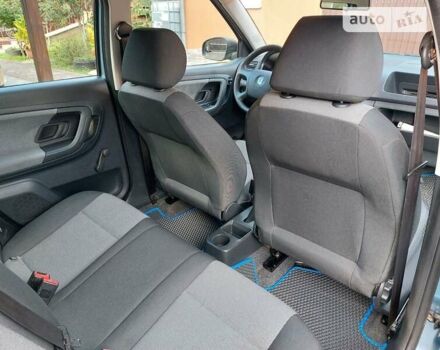 Синий Шкода Фабия, объемом двигателя 1.2 л и пробегом 161 тыс. км за 4750 $, фото 68 на Automoto.ua