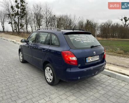 Синий Шкода Фабия, объемом двигателя 1.9 л и пробегом 290 тыс. км за 4990 $, фото 3 на Automoto.ua