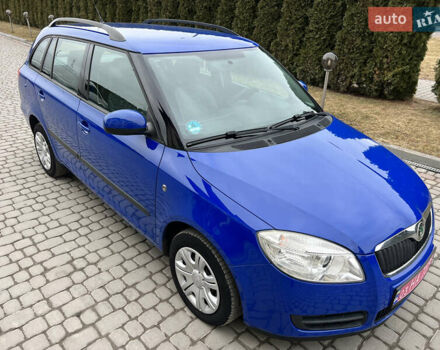Синий Шкода Фабия, объемом двигателя 1.6 л и пробегом 227 тыс. км за 5790 $, фото 6 на Automoto.ua