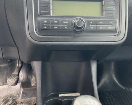 Шкода Фабия 2009 в Черкассах на Automoto.ua Синий Шкода Фабия, объемом двигателя 1.2 л и пробегом 293 тыс. км за 5000 $, фото 5 на Automoto.ua