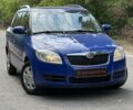 Синий Шкода Фабия, объемом двигателя 1.2 л и пробегом 218 тыс. км за 5500 $, фото 2 на Automoto.ua