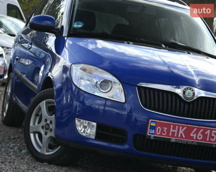 Синий Шкода Фабия, объемом двигателя 1.39 л и пробегом 178 тыс. км за 5950 $, фото 3 на Automoto.ua
