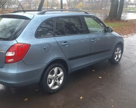 Синий Шкода Фабия, объемом двигателя 0 л и пробегом 200 тыс. км за 5800 $, фото 1 на Automoto.ua