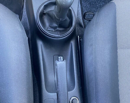 Синій Шкода Фабія, об'ємом двигуна 1.4 л та пробігом 180 тис. км за 5100 $, фото 14 на Automoto.ua