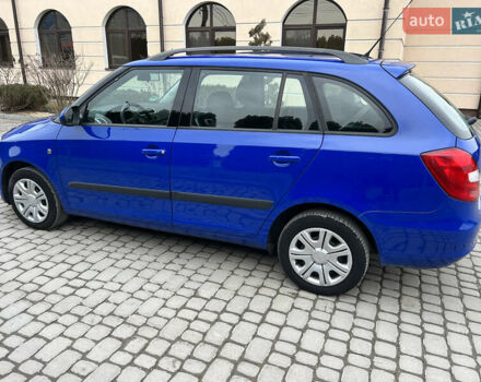 Синий Шкода Фабия, объемом двигателя 1.6 л и пробегом 227 тыс. км за 5790 $, фото 16 на Automoto.ua