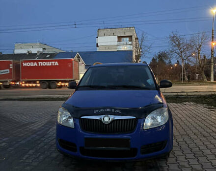 Синий Шкода Фабия, объемом двигателя 1.2 л и пробегом 209 тыс. км за 4100 $, фото 4 на Automoto.ua