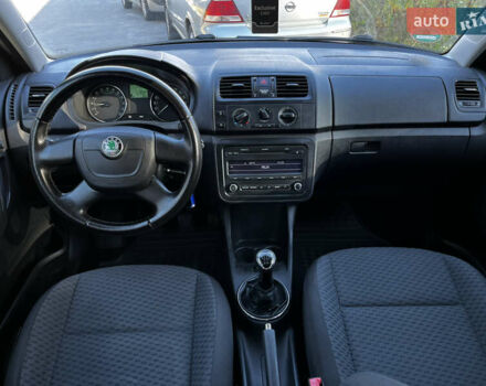 Синий Шкода Фабия, объемом двигателя 1.6 л и пробегом 221 тыс. км за 5499 $, фото 35 на Automoto.ua