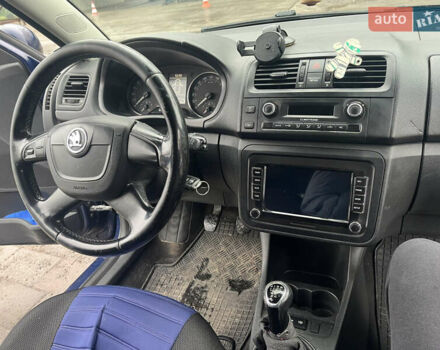 Синий Шкода Фабия, объемом двигателя 1.2 л и пробегом 254 тыс. км за 4900 $, фото 14 на Automoto.ua