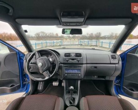 Синий Шкода Фабия, объемом двигателя 1.4 л и пробегом 222 тыс. км за 8100 $, фото 14 на Automoto.ua