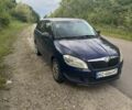 Синий Шкода Фабия, объемом двигателя 1.6 л и пробегом 280 тыс. км за 4000 $, фото 5 на Automoto.ua