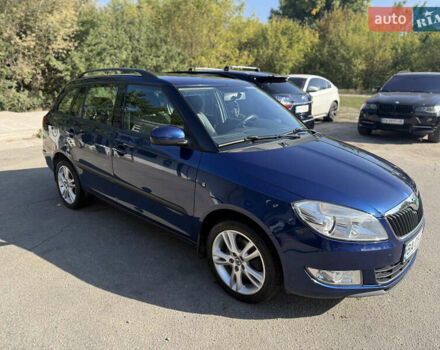 Синий Шкода Фабия, объемом двигателя 1.2 л и пробегом 195 тыс. км за 6600 $, фото 1 на Automoto.ua