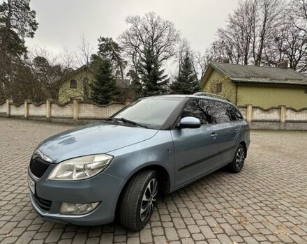 Синій Шкода Фабія, об'ємом двигуна 1.6 л та пробігом 230 тис. км за 5700 $, фото 2 на Automoto.ua