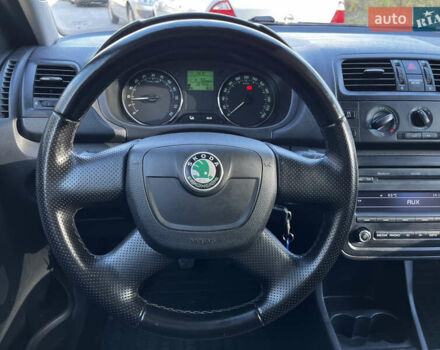 Синий Шкода Фабия, объемом двигателя 1.6 л и пробегом 221 тыс. км за 5499 $, фото 38 на Automoto.ua