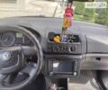 Синий Шкода Фабия, объемом двигателя 1.2 л и пробегом 244 тыс. км за 4200 $, фото 2 на Automoto.ua