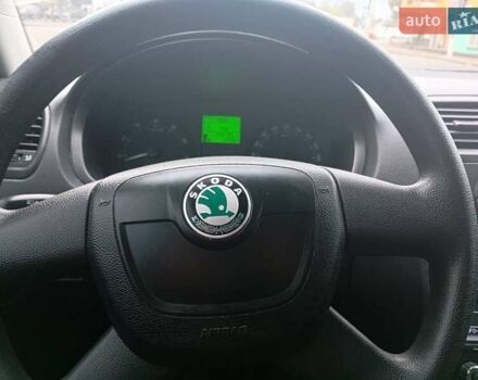 Шкода Фабия 2010 в Виннице на Automoto.ua Синий Шкода Фабия, объемом двигателя 1.2 л и пробегом 240 тыс. км за 4700 $, фото 13 на Automoto.ua