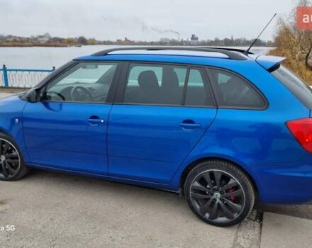 Синий Шкода Фабия, объемом двигателя 1.4 л и пробегом 222 тыс. км за 8100 $, фото 1 на Automoto.ua