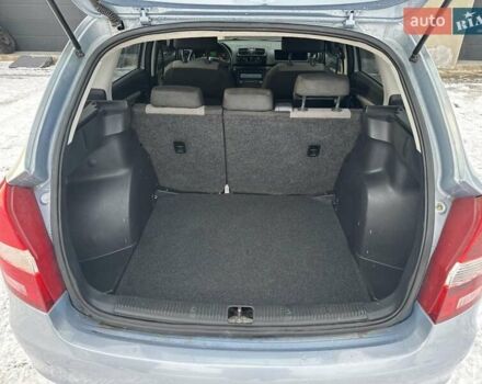 Синий Шкода Фабия, объемом двигателя 1.2 л и пробегом 160 тыс. км за 4800 $, фото 8 на Automoto.ua