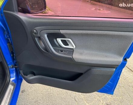 Синий Шкода Фабия, объемом двигателя 1.4 л и пробегом 292 тыс. км за 4490 $, фото 18 на Automoto.ua
