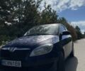 Синий Шкода Фабия, объемом двигателя 1.2 л и пробегом 269 тыс. км за 3300 $, фото 2 на Automoto.ua