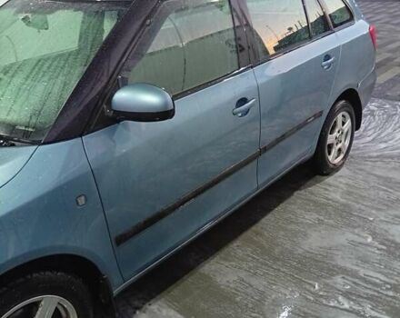 Шкода Фабия 2010 в Ужгороде на Automoto.ua Синий Шкода Фабия, объемом двигателя 1.2 л и пробегом 242 тыс. км за 3600 $, фото 10 на Automoto.ua