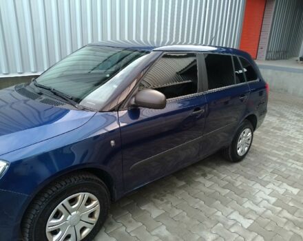 Синий Шкода Фабия, объемом двигателя 1.6 л и пробегом 208 тыс. км за 5400 $, фото 6 на Automoto.ua