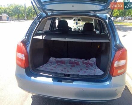 Синій Шкода Фабія, об'ємом двигуна 1.2 л та пробігом 300 тис. км за 4500 $, фото 2 на Automoto.ua