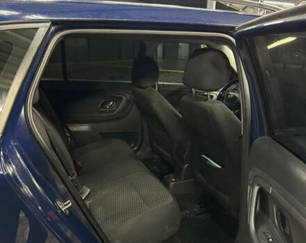 Синий Шкода Фабия, объемом двигателя 1.2 л и пробегом 255 тыс. км за 3999 $, фото 10 на Automoto.ua