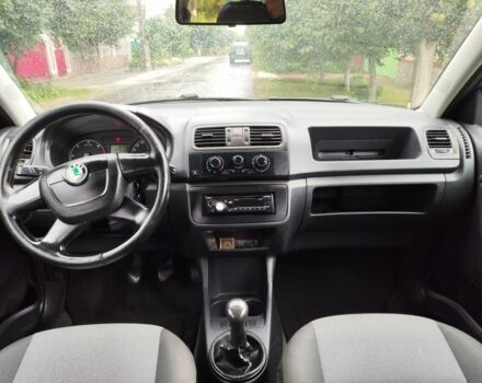 Синий Шкода Фабия, объемом двигателя 0 л и пробегом 310 тыс. км за 4000 $, фото 12 на Automoto.ua