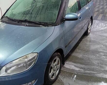 Шкода Фабия 2010 в Ужгороде на Automoto.ua Синий Шкода Фабия, объемом двигателя 1.2 л и пробегом 242 тыс. км за 3600 $, фото 12 на Automoto.ua