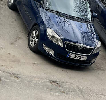 Синий Шкода Фабия, объемом двигателя 1.2 л и пробегом 254 тыс. км за 4900 $, фото 23 на Automoto.ua