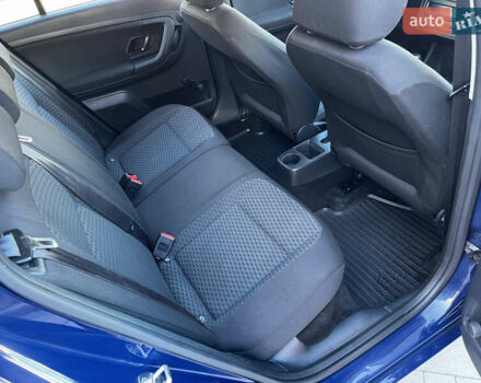 Синий Шкода Фабия, объемом двигателя 1.6 л и пробегом 221 тыс. км за 5499 $, фото 29 на Automoto.ua