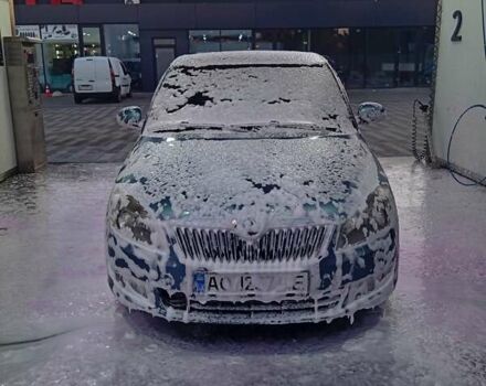 Шкода Фабия 2010 в Ужгороде на Automoto.ua Синий Шкода Фабия, объемом двигателя 1.2 л и пробегом 242 тыс. км за 3600 $, фото 20 на Automoto.ua