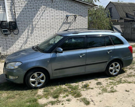 Синий Шкода Фабия, объемом двигателя 1.2 л и пробегом 252 тыс. км за 5100 $, фото 1 на Automoto.ua