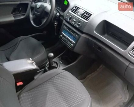 Синий Шкода Фабия, объемом двигателя 1.4 л и пробегом 204 тыс. км за 4900 $, фото 11 на Automoto.ua