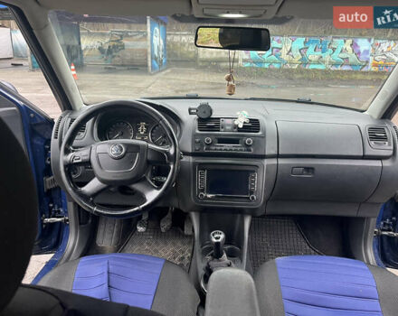 Синий Шкода Фабия, объемом двигателя 1.2 л и пробегом 254 тыс. км за 4900 $, фото 11 на Automoto.ua