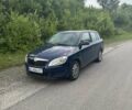 Синий Шкода Фабия, объемом двигателя 1.6 л и пробегом 280 тыс. км за 4000 $, фото 1 на Automoto.ua