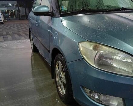 Шкода Фабия 2010 в Ужгороде на Automoto.ua Синий Шкода Фабия, объемом двигателя 1.2 л и пробегом 242 тыс. км за 3600 $, фото 4 на Automoto.ua