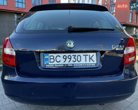 Синий Шкода Фабия, объемом двигателя 1.6 л и пробегом 221 тыс. км за 5499 $, фото 8 на Automoto.ua