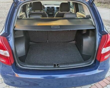 Синий Шкода Фабия, объемом двигателя 1.6 л и пробегом 209 тыс. км за 5150 $, фото 15 на Automoto.ua