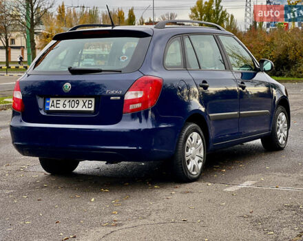 Шкода Фабия 2011 в Кривом Роге на Automoto.ua Синий Шкода Фабия, объемом двигателя 1.6 л и пробегом 216 тыс. км за 5999 $, фото 3 на Automoto.ua