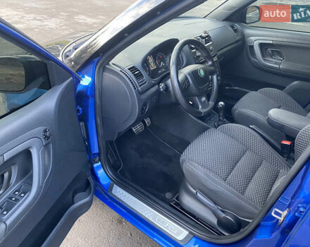Синій Шкода Фабія, об'ємом двигуна 1.4 л та пробігом 133 тис. км за 8400 $, фото 22 на Automoto.ua