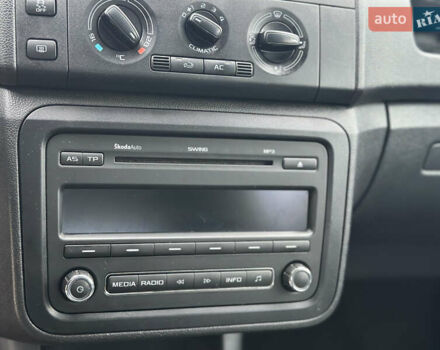 Синий Шкода Фабия, объемом двигателя 1.2 л и пробегом 232 тыс. км за 3999 $, фото 29 на Automoto.ua