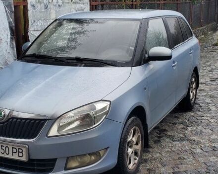 Синий Шкода Фабия, объемом двигателя 1.4 л и пробегом 465 тыс. км за 4500 $, фото 2 на Automoto.ua