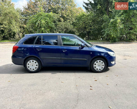 Синій Шкода Фабія, об'ємом двигуна 1.6 л та пробігом 260 тис. км за 4850 $, фото 2 на Automoto.ua