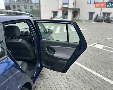Синий Шкода Фабия, объемом двигателя 1.2 л и пробегом 232 тыс. км за 3999 $, фото 18 на Automoto.ua
